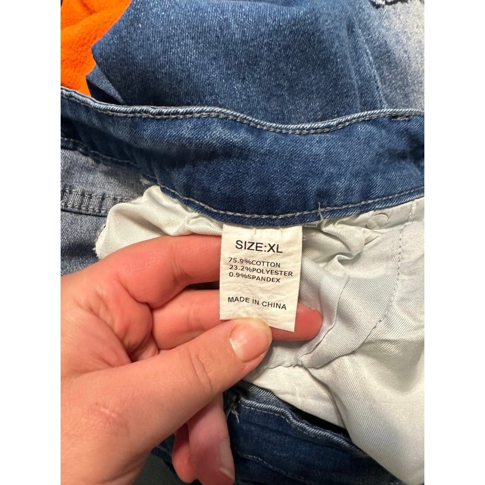 Jeans - Picture 3 of 3